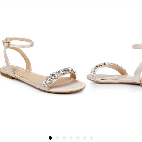 Size 9 - Bridal Shoes - Jewel Badgley Mischka - Picture 2 of 8